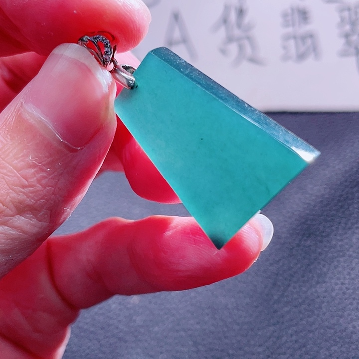 翡翠颈饰未镶嵌99999999