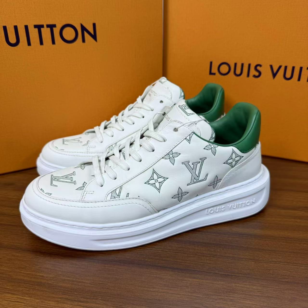 【靓金程特惠】LouisVuitton/路易威登经典白绿松糕鞋休闲板鞋