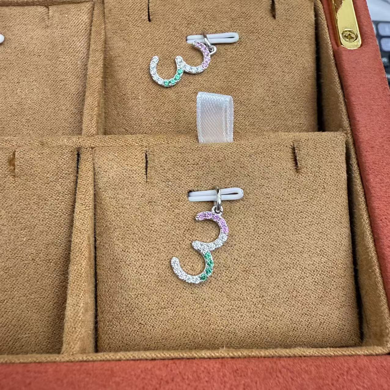 吊坠925银 【北野珠宝】S925银数字吊坠B79H-418-15x9xmm