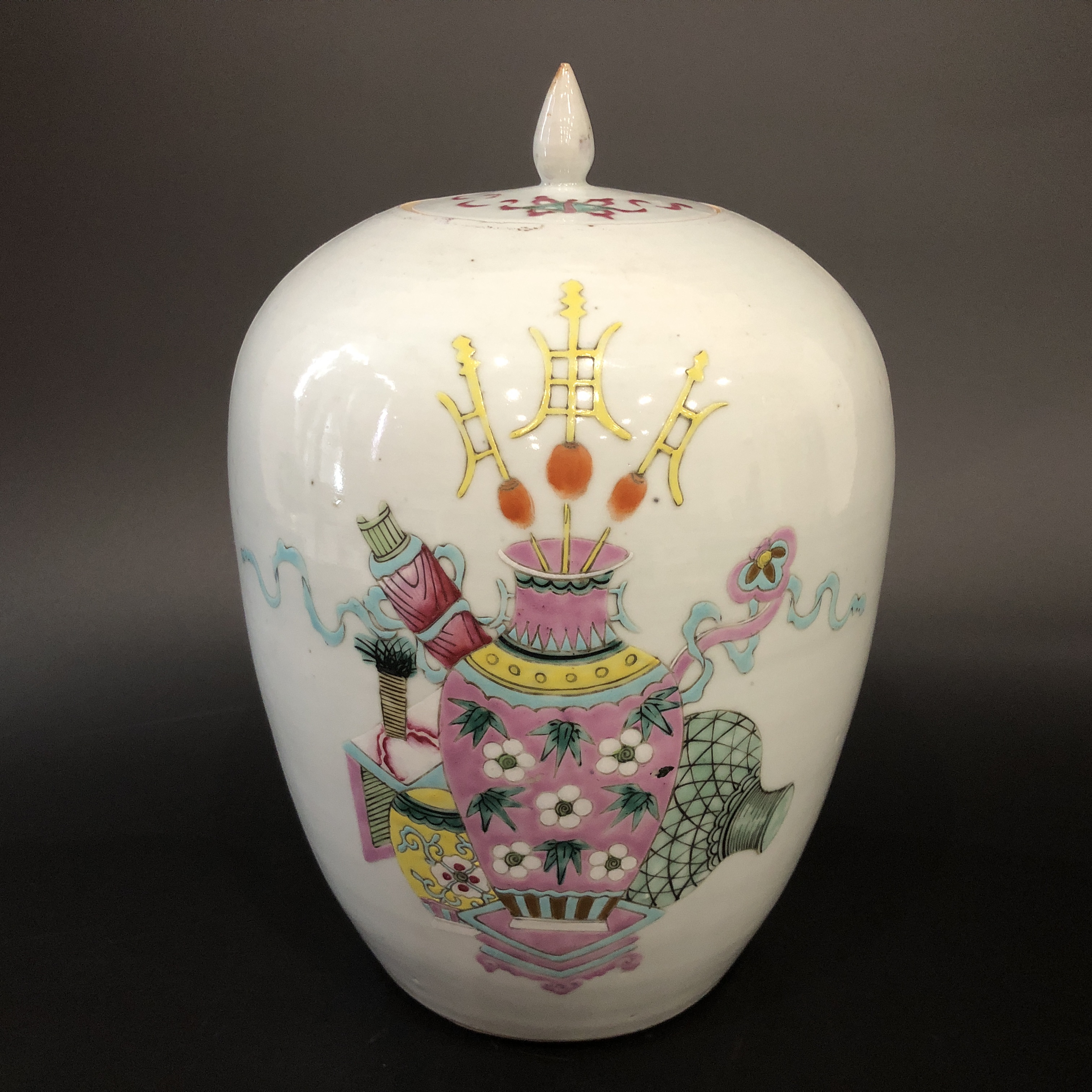 25080784清光绪粉彩博古花卉纹冬瓜罐 高31cm