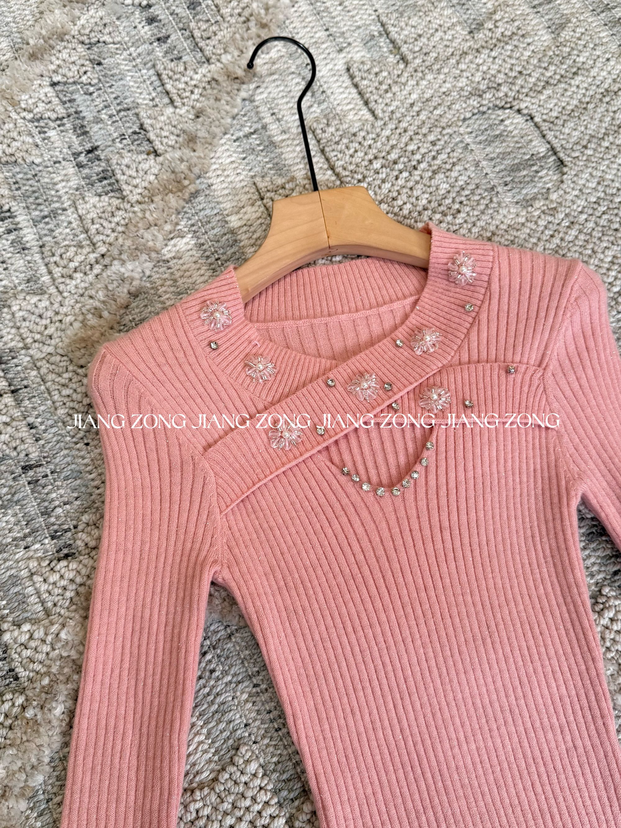 【雪花王妃】江总   25春款长袖设计收腰连衣裙L85299278F