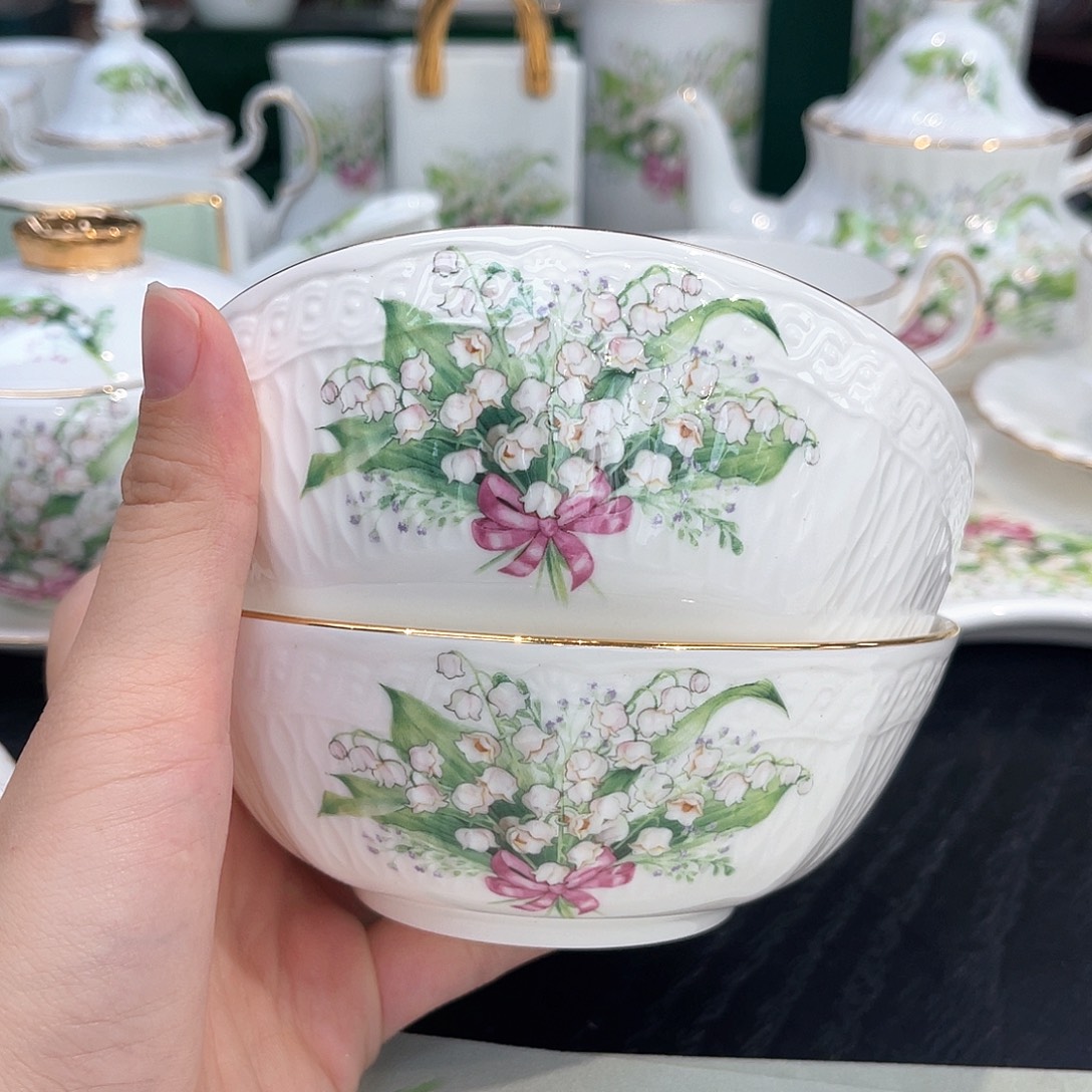 骨瓷两个饭碗———————————