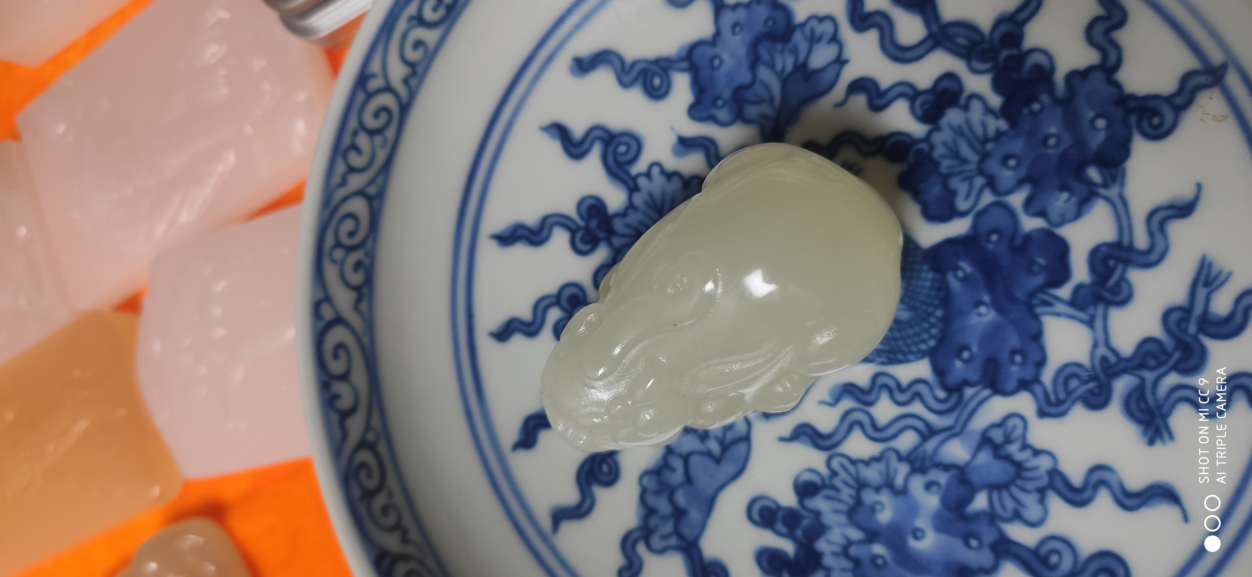 新号开播瓷盘一个