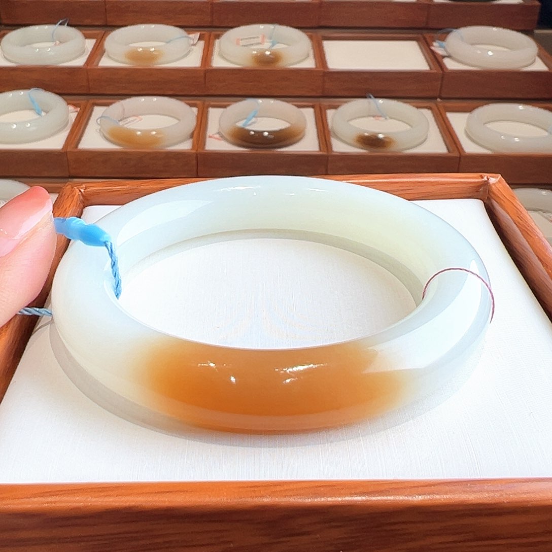 和田玉手镯5253未镶嵌