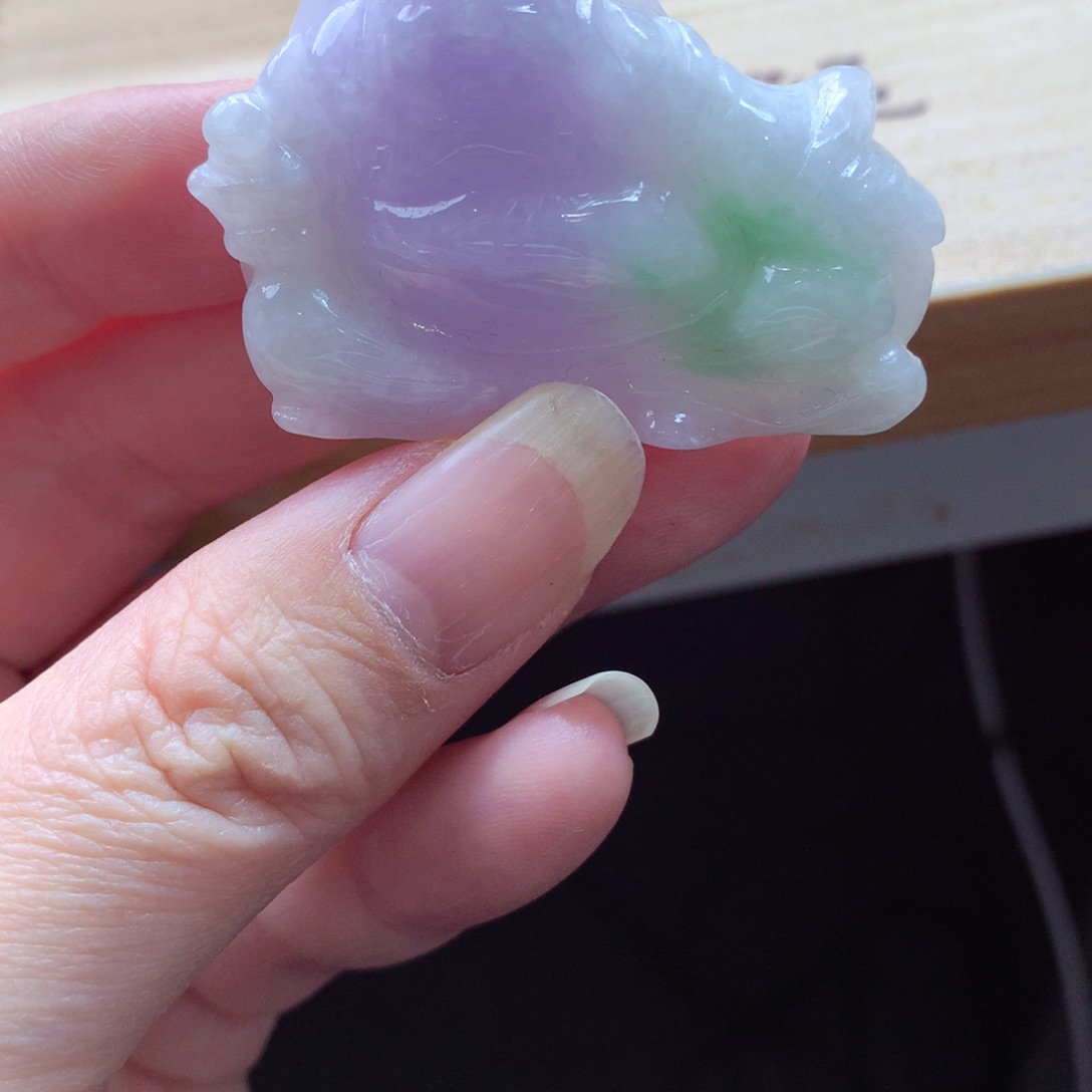 翡翠颈饰未镶嵌吊坠