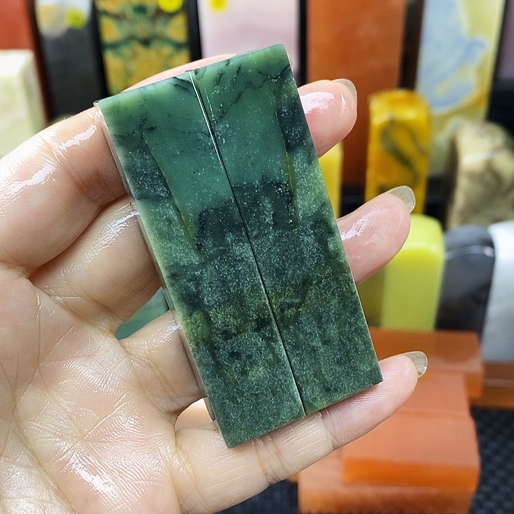 用***8青田石印石缅甸石头