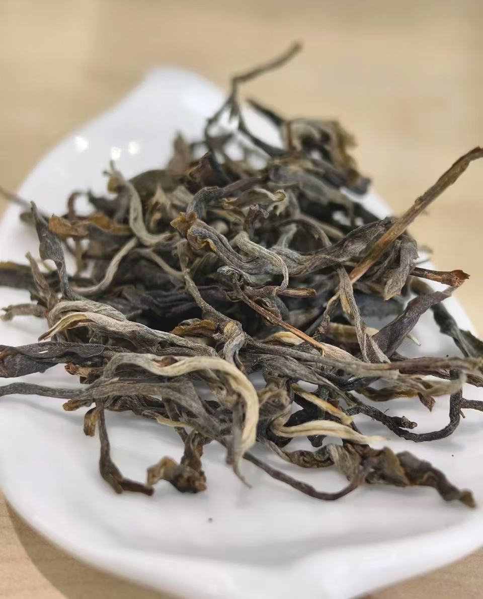 2024年-汉甘300年古树生茶-峰总-0A0A3A9