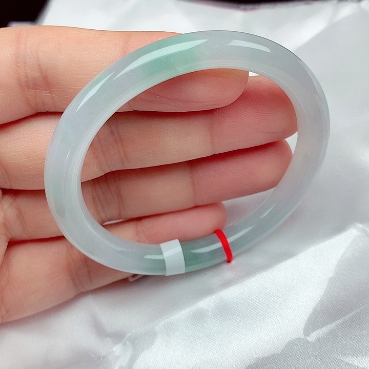 翡翠未镶嵌手镯54贵妃手镯冰透干净