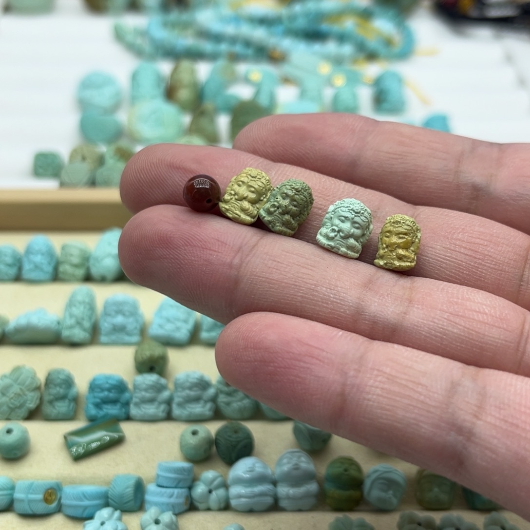 南红玛瑙未镶嵌C075