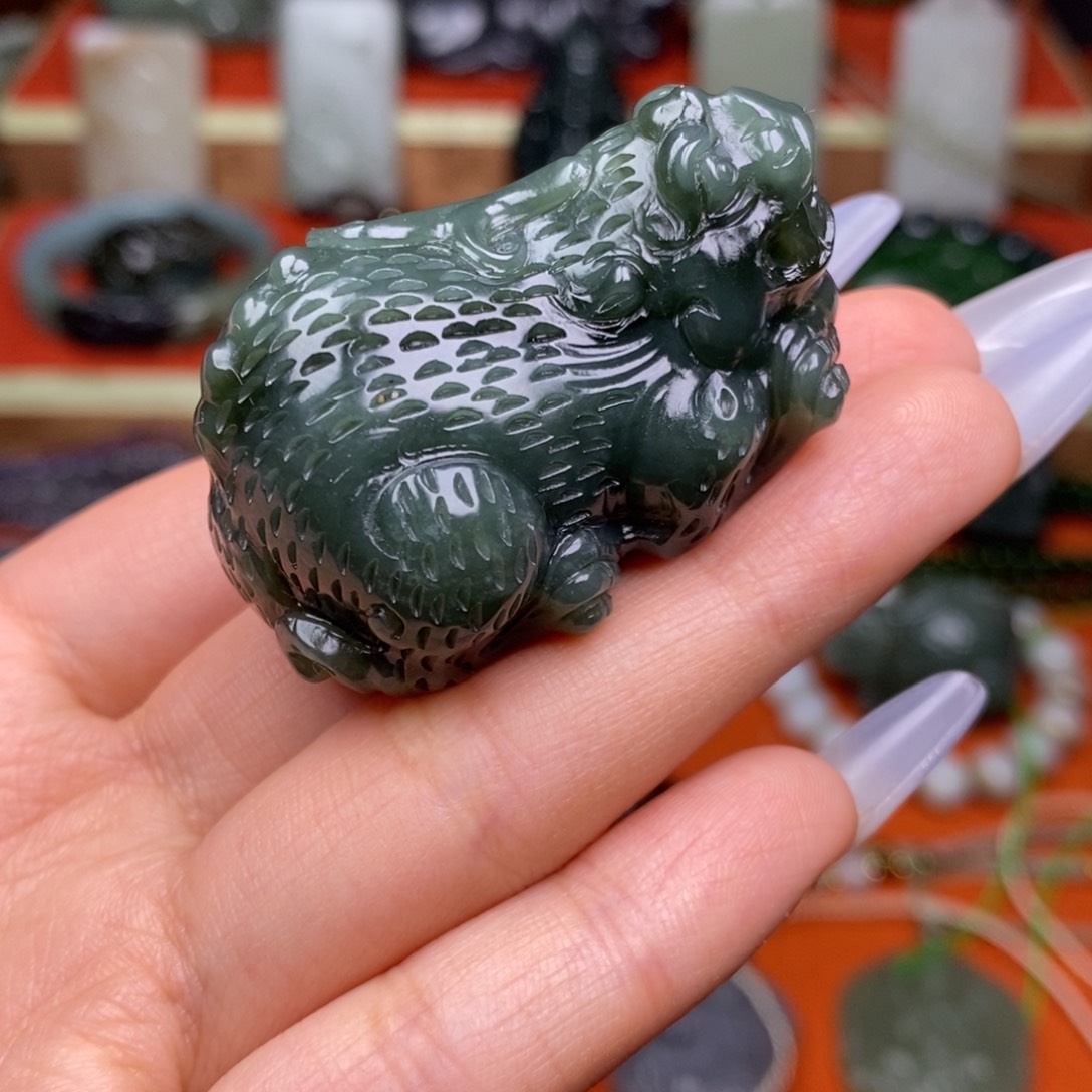 和田玉颈饰未镶嵌穿绳需备注