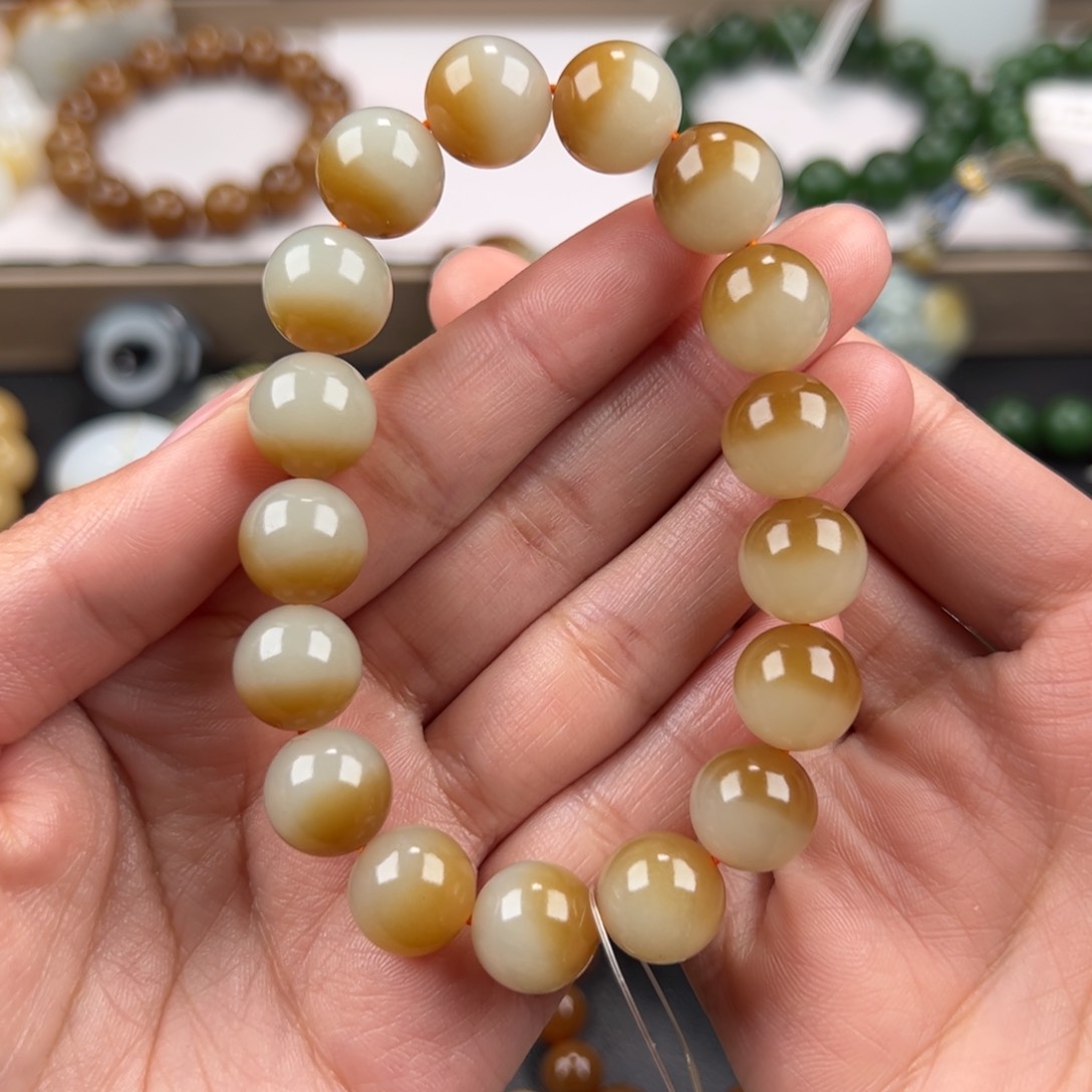 和田玉手链未镶嵌b****u