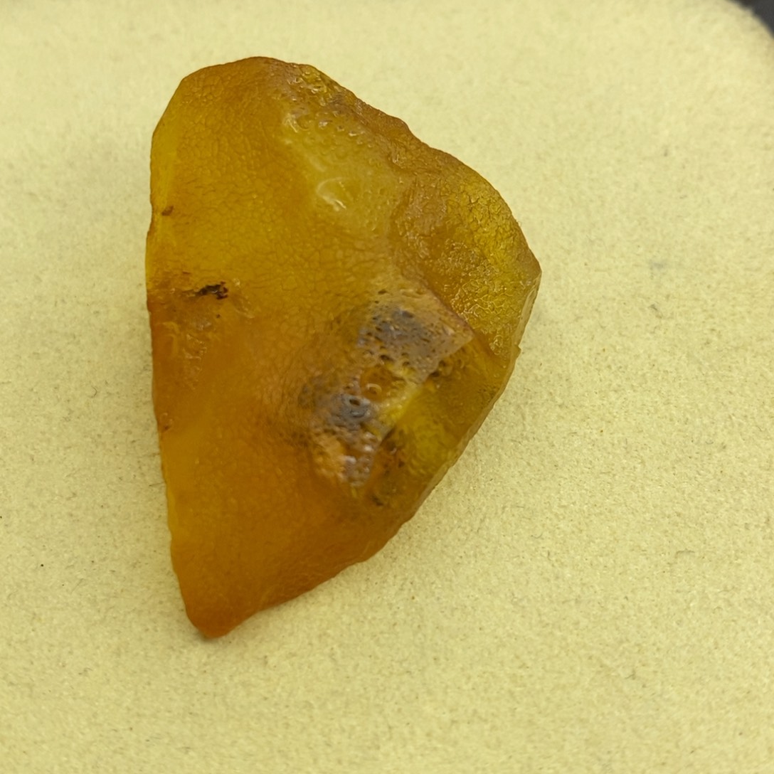 未镶嵌定制琥珀梨