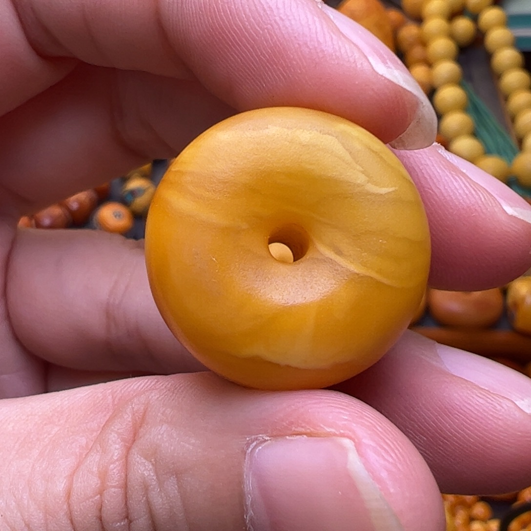 琥珀未镶嵌珠宝奇石23.3