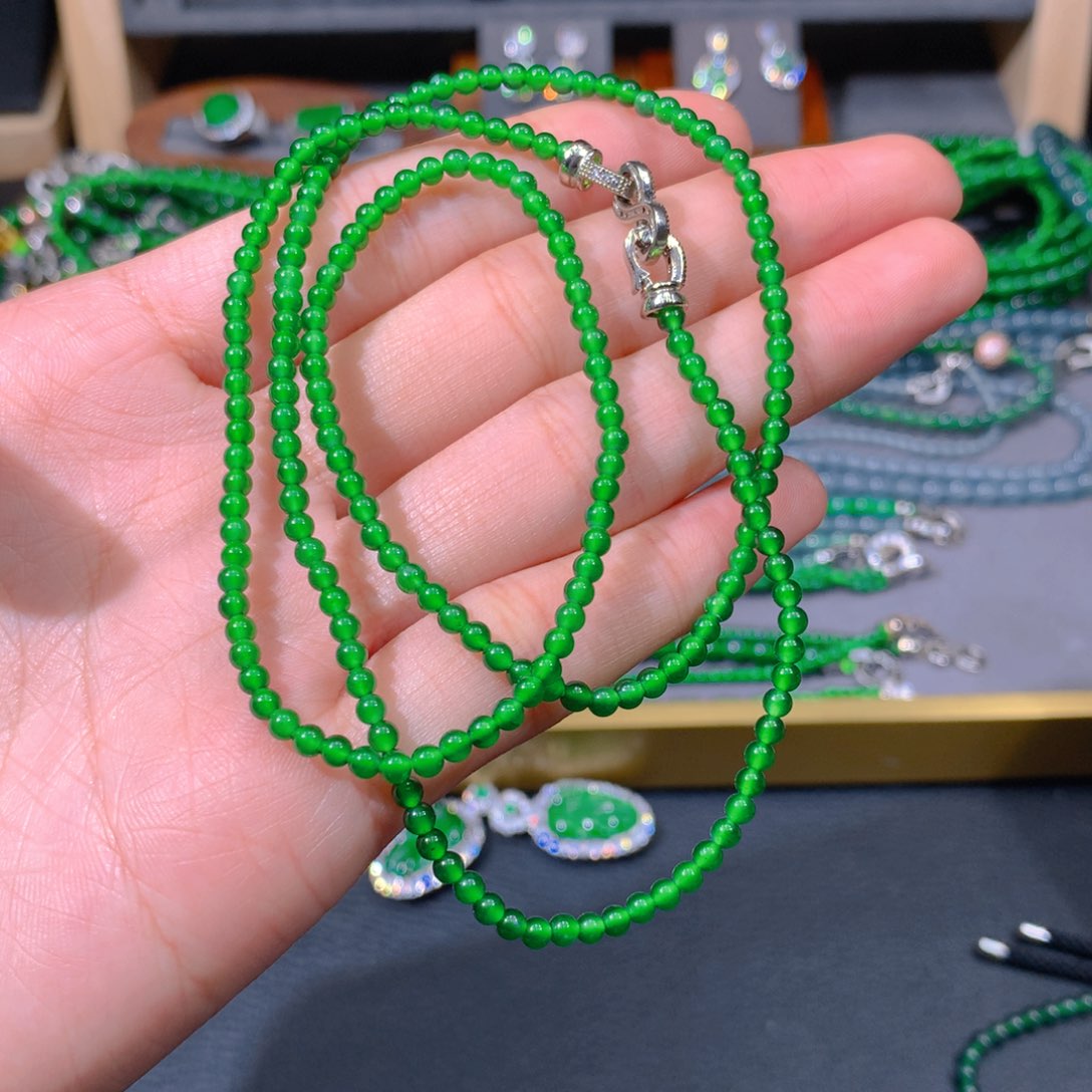 翡翠戒指未镶嵌天然翡翠