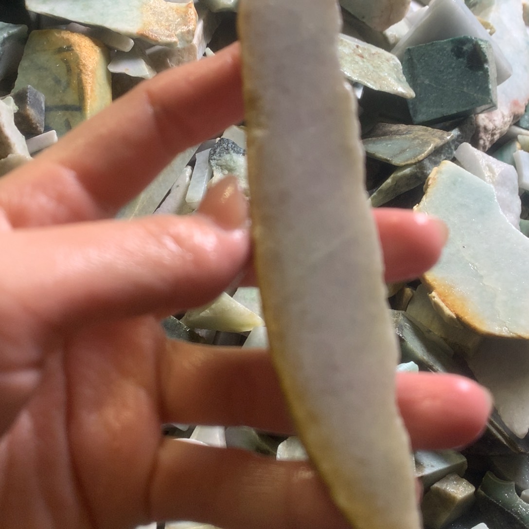 翡翠颈饰未镶嵌缅甸翡翠