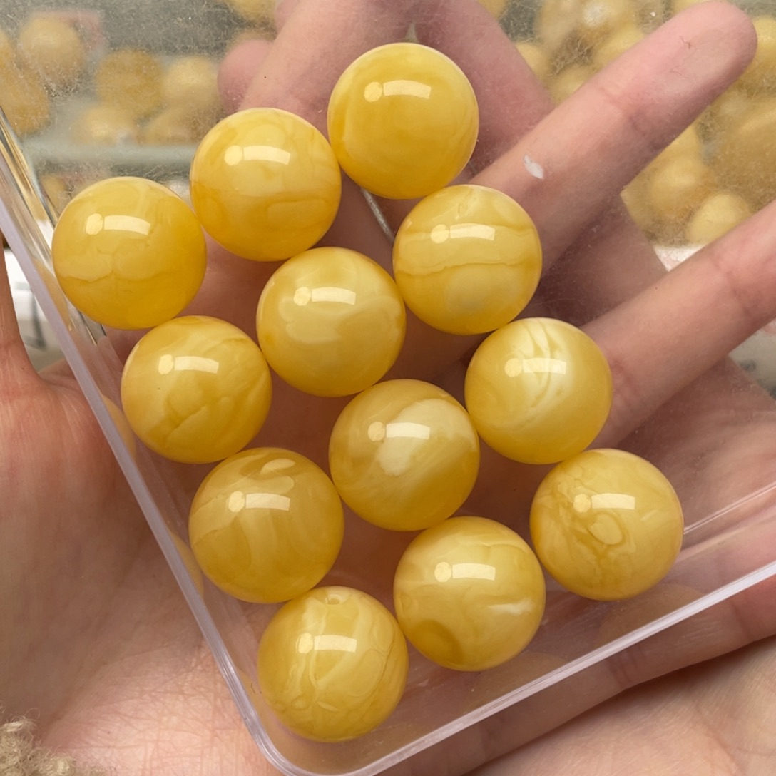 蜜蜡裸石未镶嵌17手串