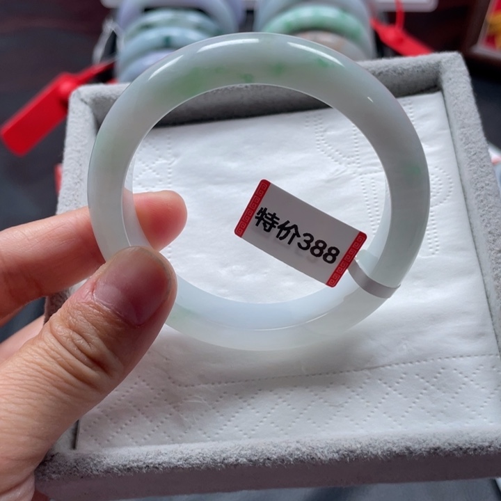 翡翠未镶嵌手镯手镯