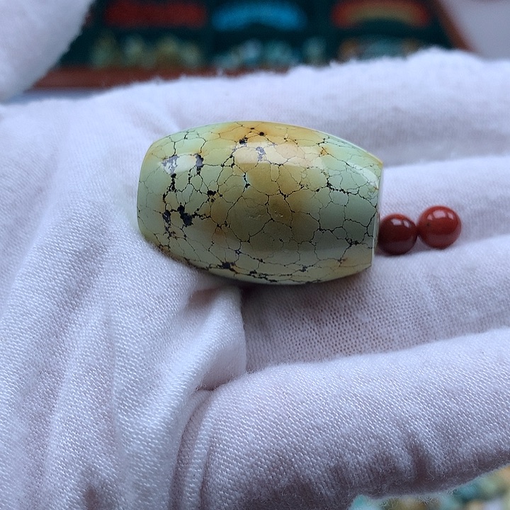 零***点南红玛瑙未镶嵌珠宝奇石