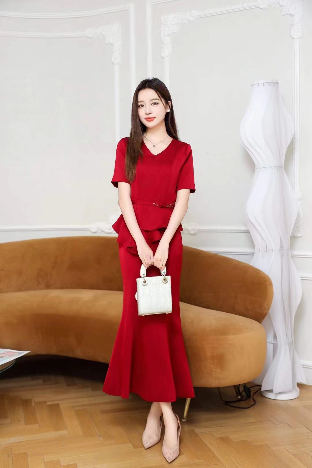 2025新款气质名媛假两件修身显瘦鱼尾V领连衣裙