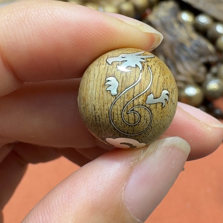 大叶紫檀（黑酸枝木类）