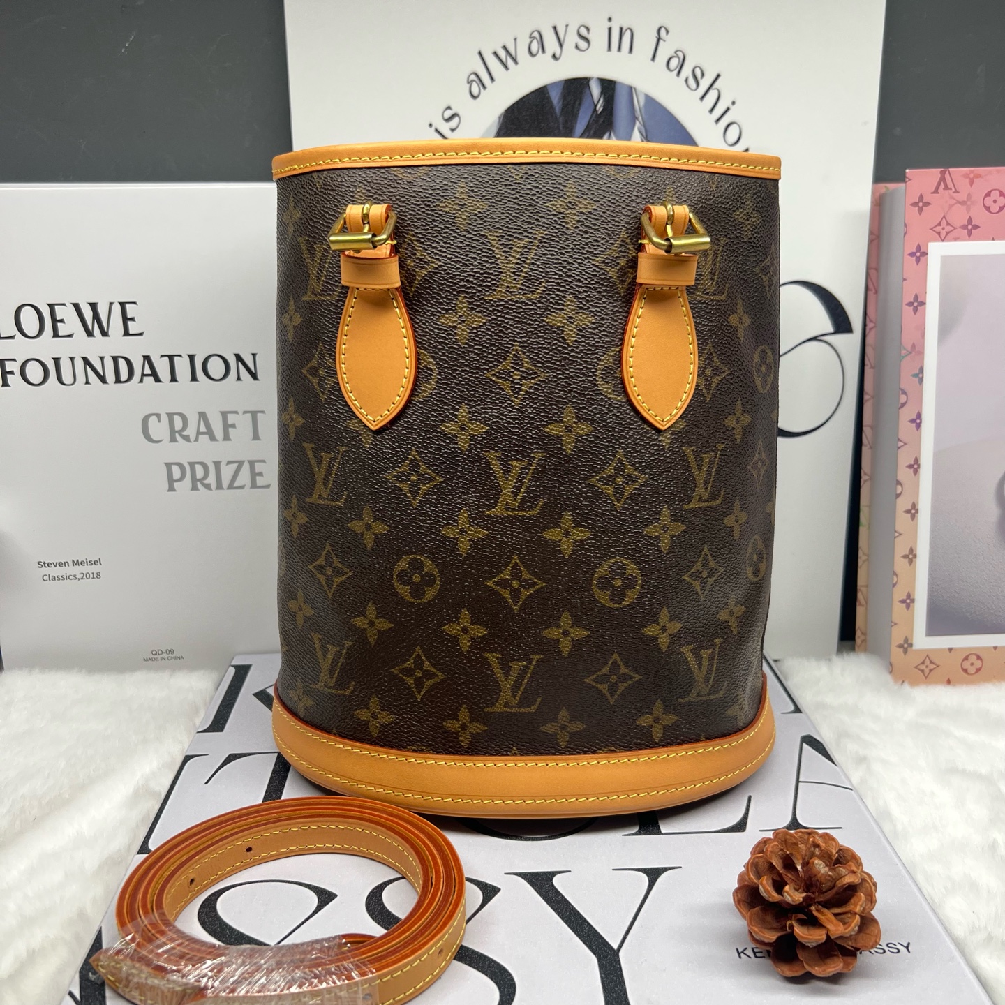 99新 LouisVuitton/路易威登 经典小水桶包换植鞣革 80695