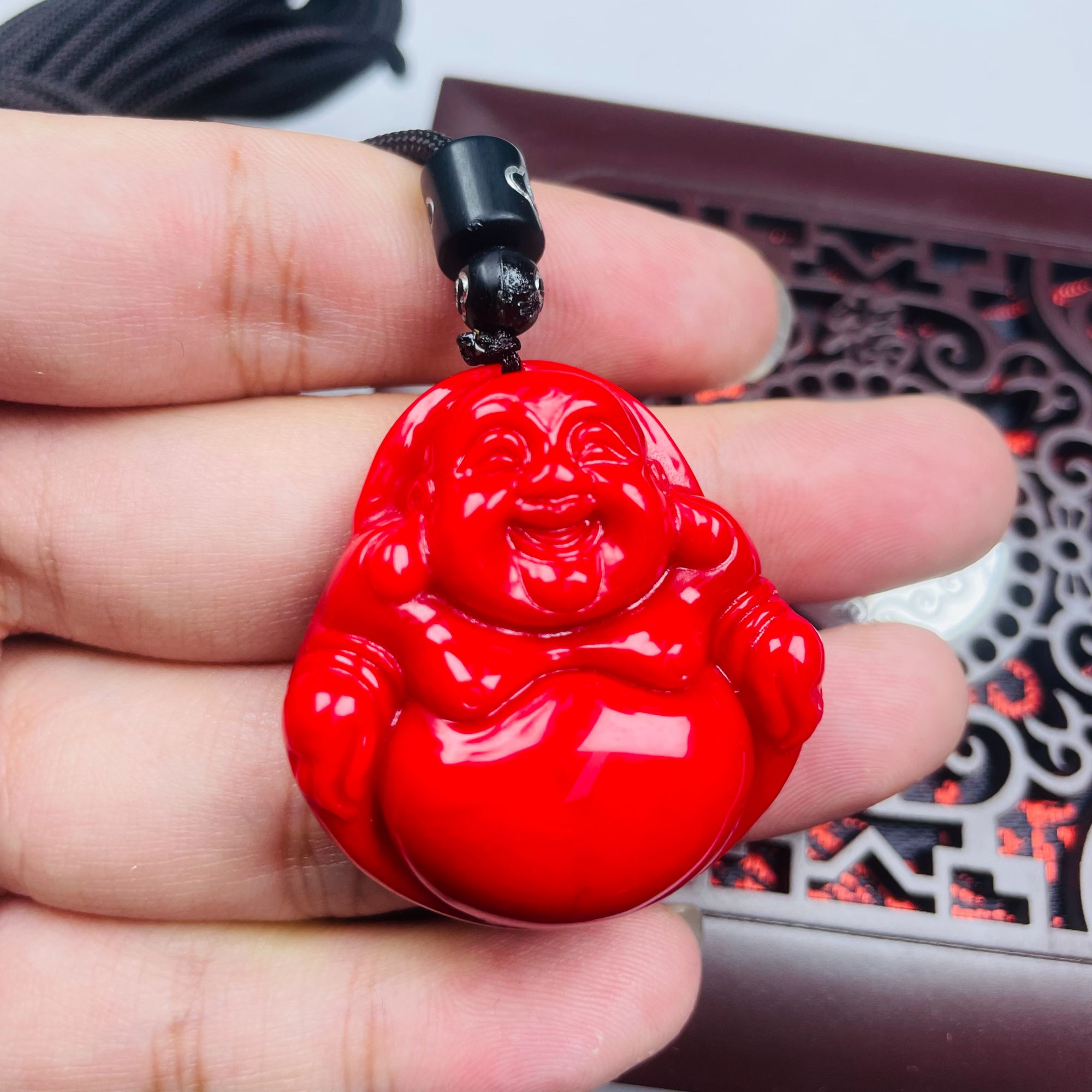 z70深红厚小佛公气质精美吊坠