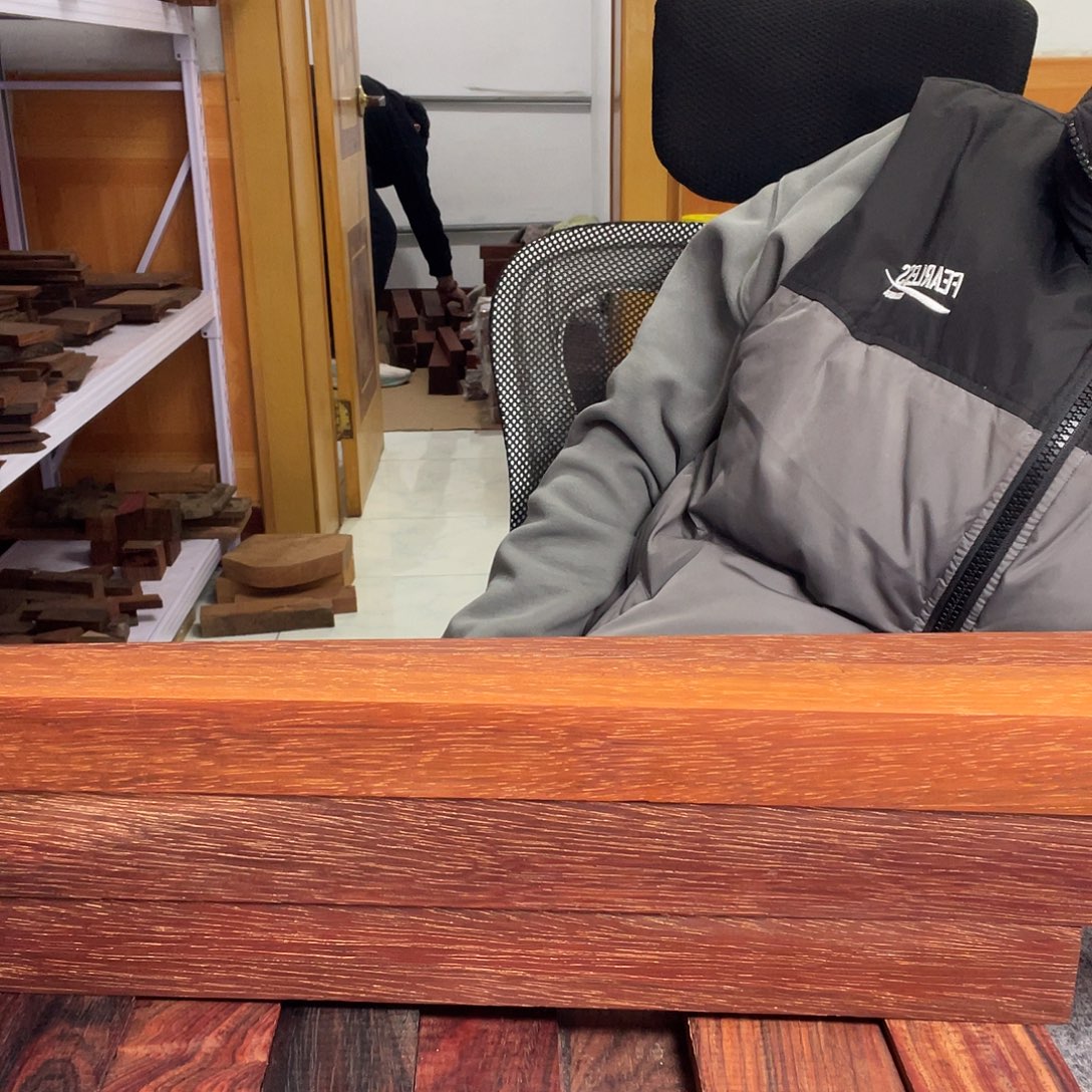 幸***屋绒质木东南亚铁力木的的