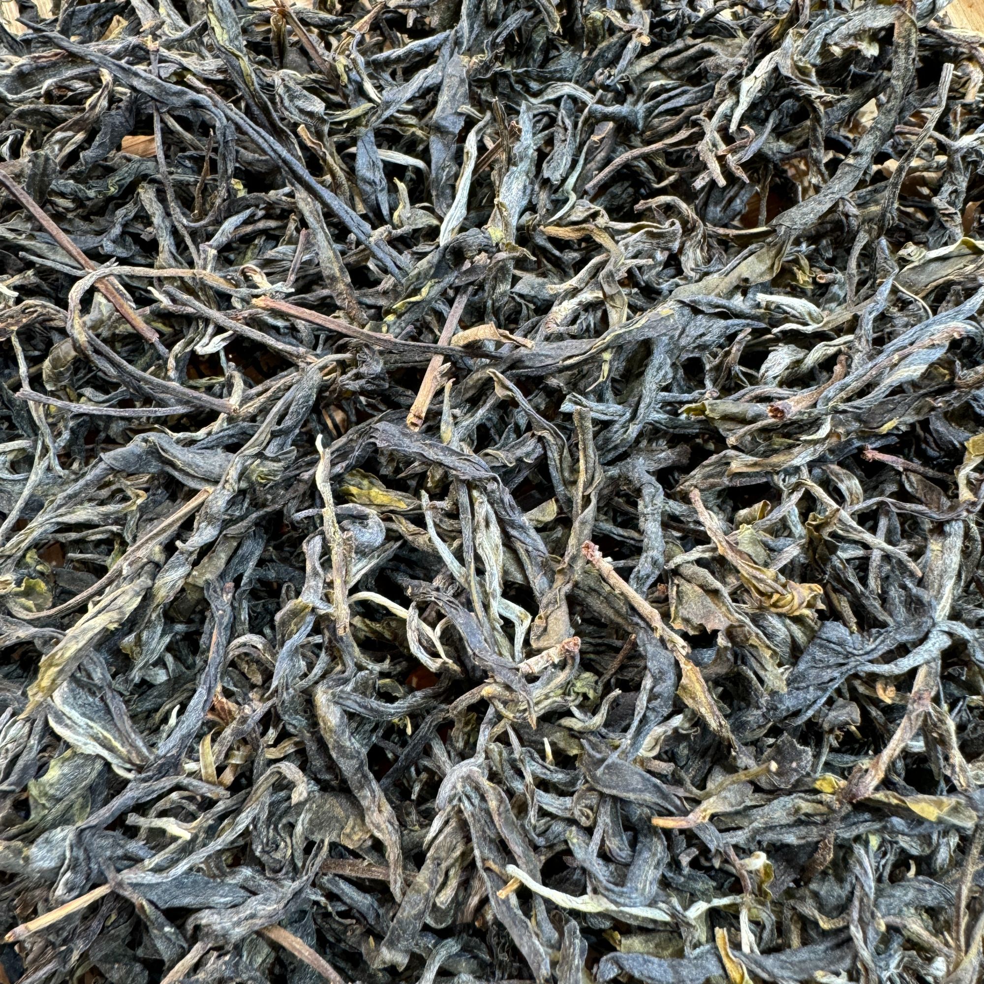 2025年老班章古树 头春头采 普洱茶 生茶 散茶
