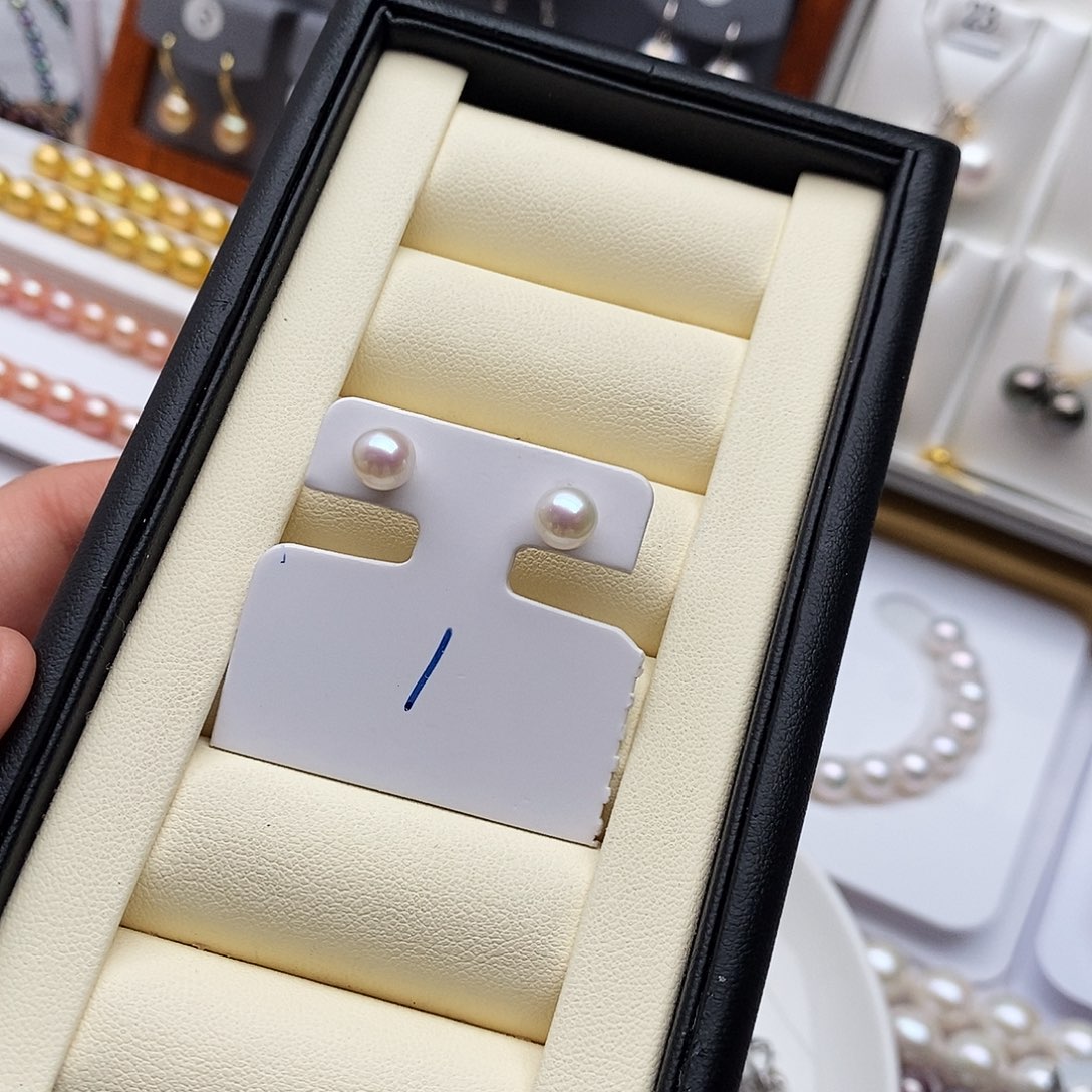 颈饰淡水珍珠合金