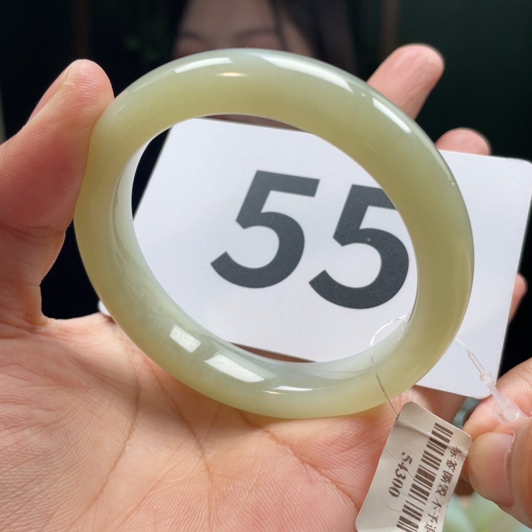 【闪购商品】和田玉手镯未镶嵌