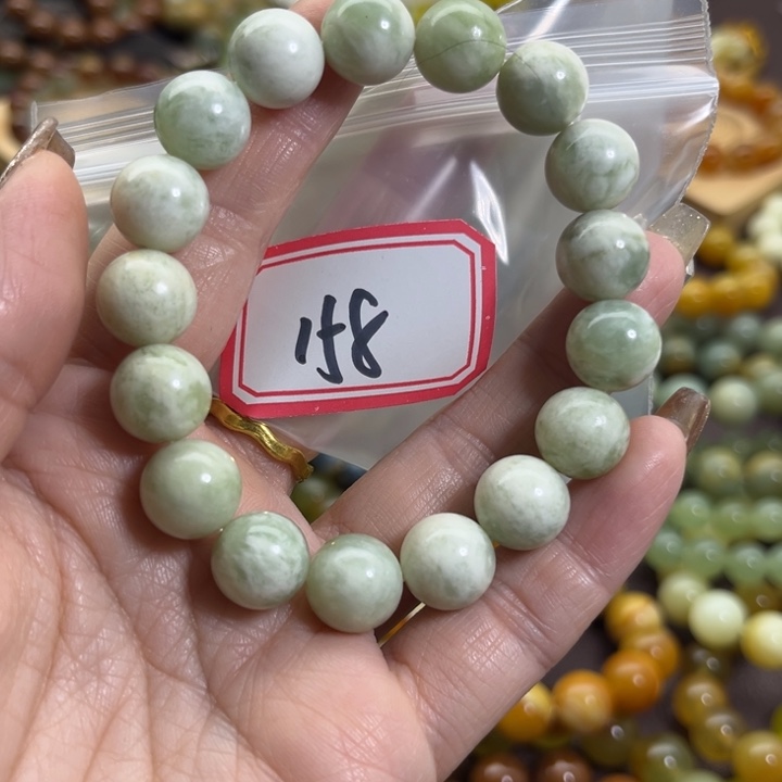 丹***妞蛇纹石玉未镶嵌手链