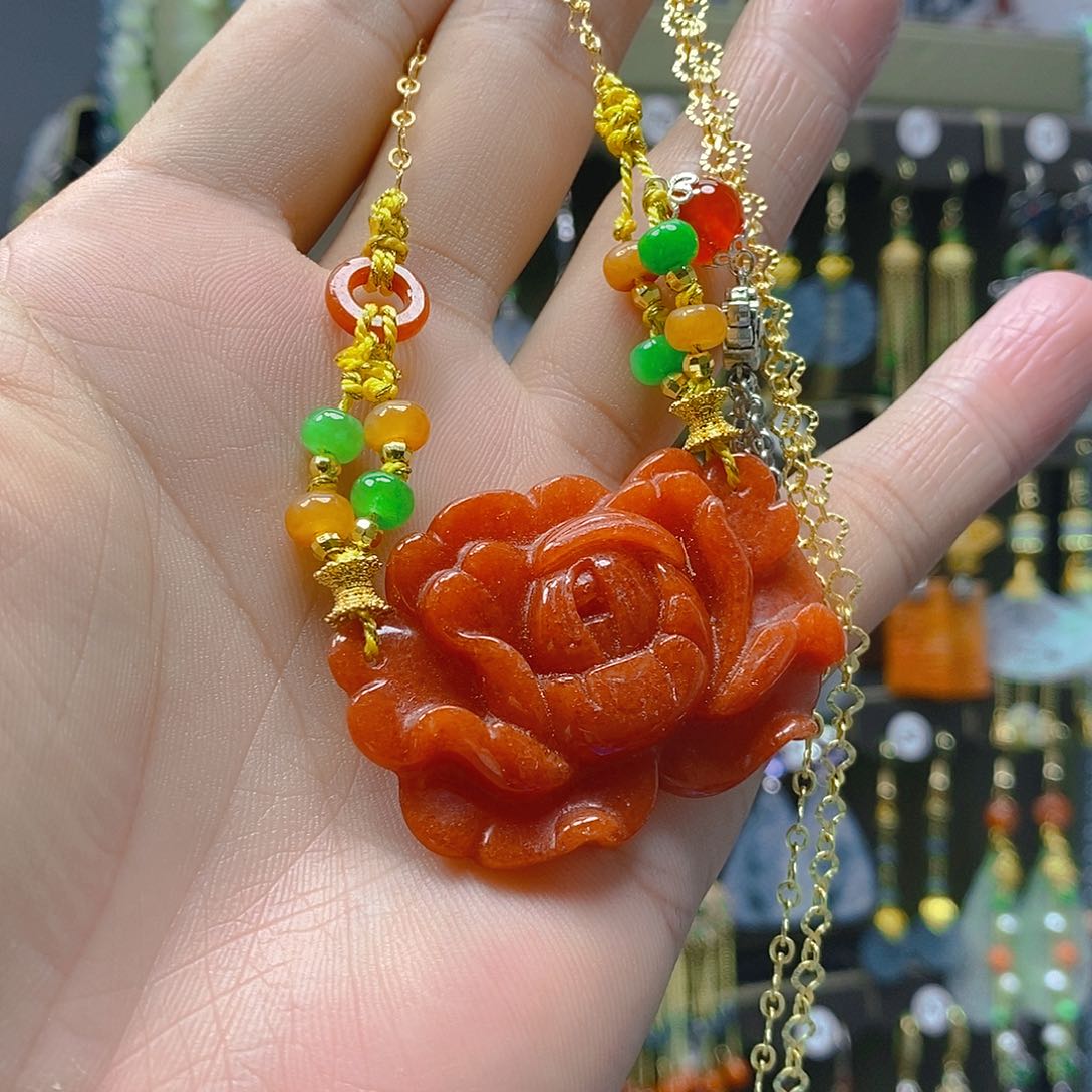 未镶嵌翡翠耳饰翡翠