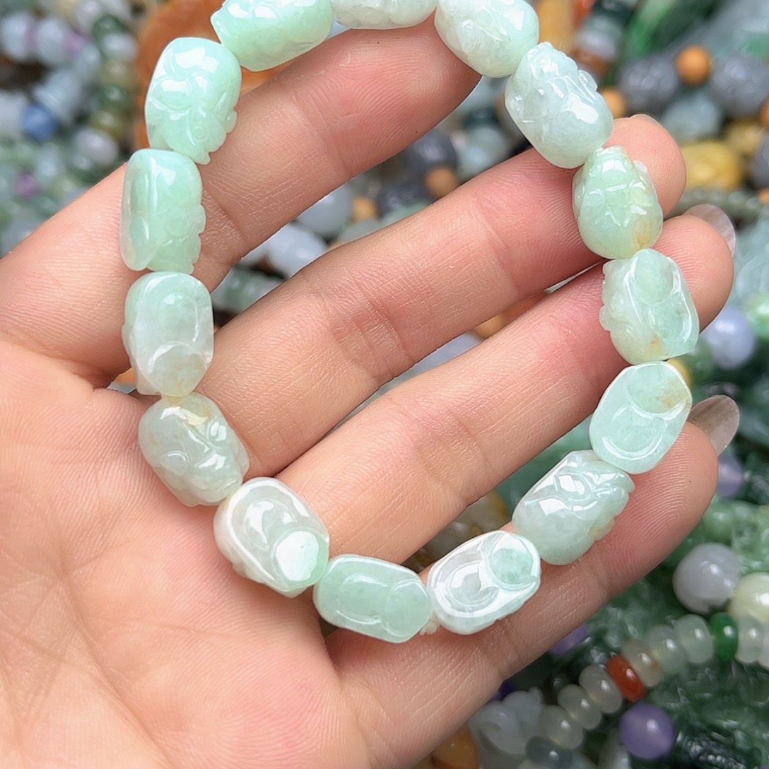 星***]翡翠未镶嵌颈饰翡翠