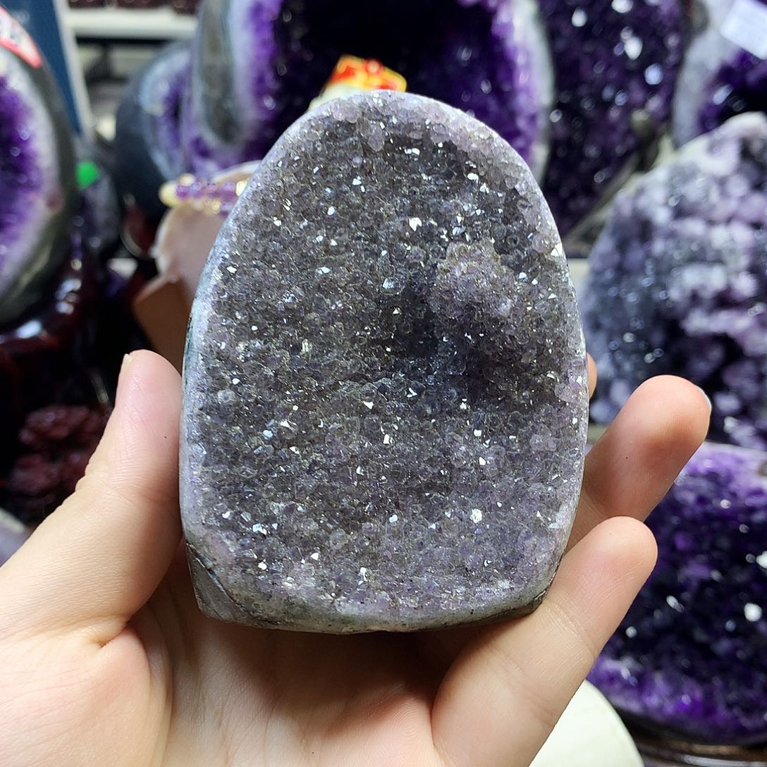 未镶嵌紫晶大型摆件（非配饰）思