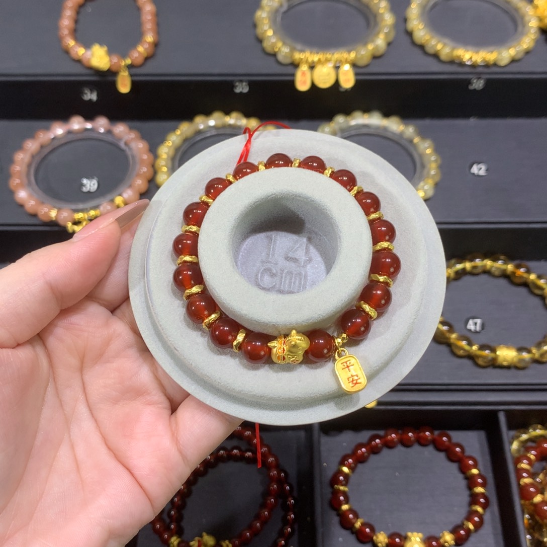 玛瑙/玉髓未镶嵌手链小马平安喜乐盘缠