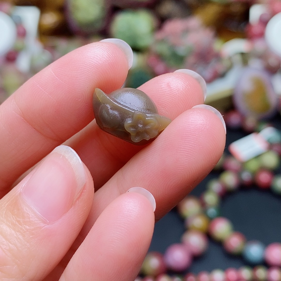 玛瑙/玉髓珠宝奇石未镶嵌盐源玛瑙定制