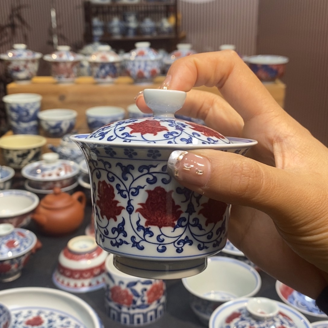 陈***业缠枝莲盖碗柴窑原矿