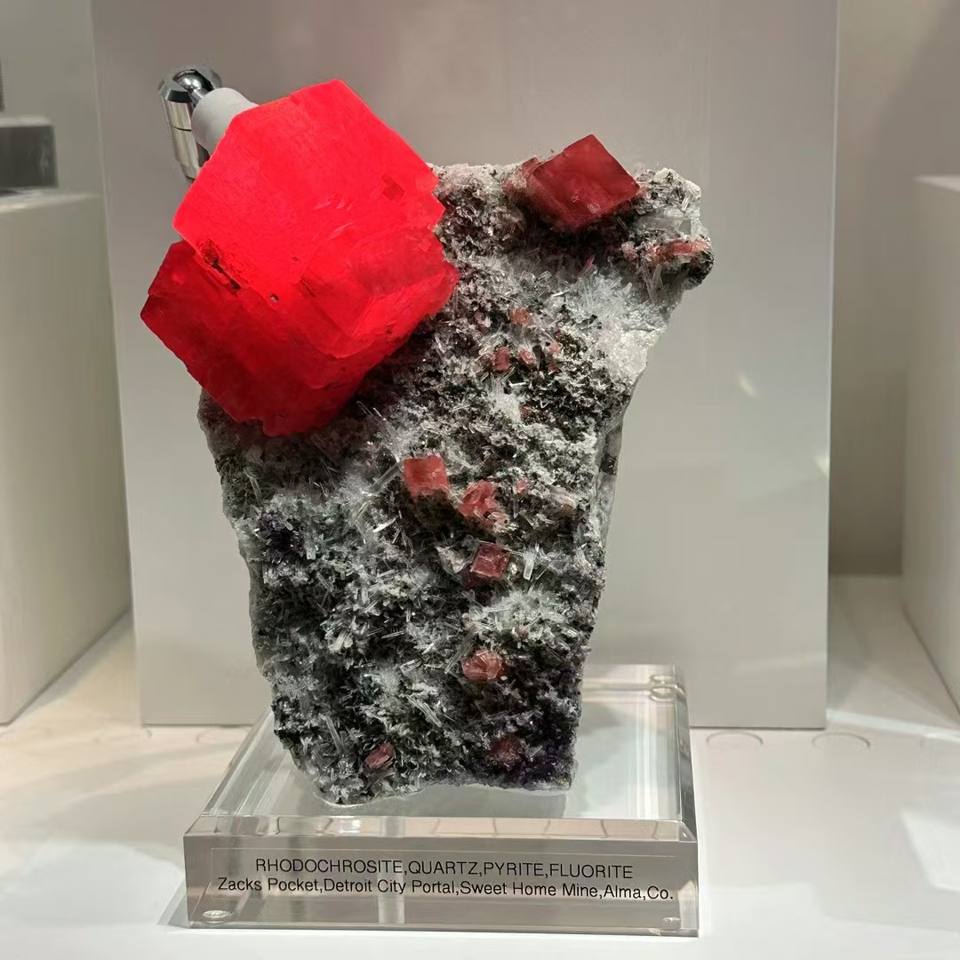 矿物标本岩石天然矿物晶体直播间一物一拍链接