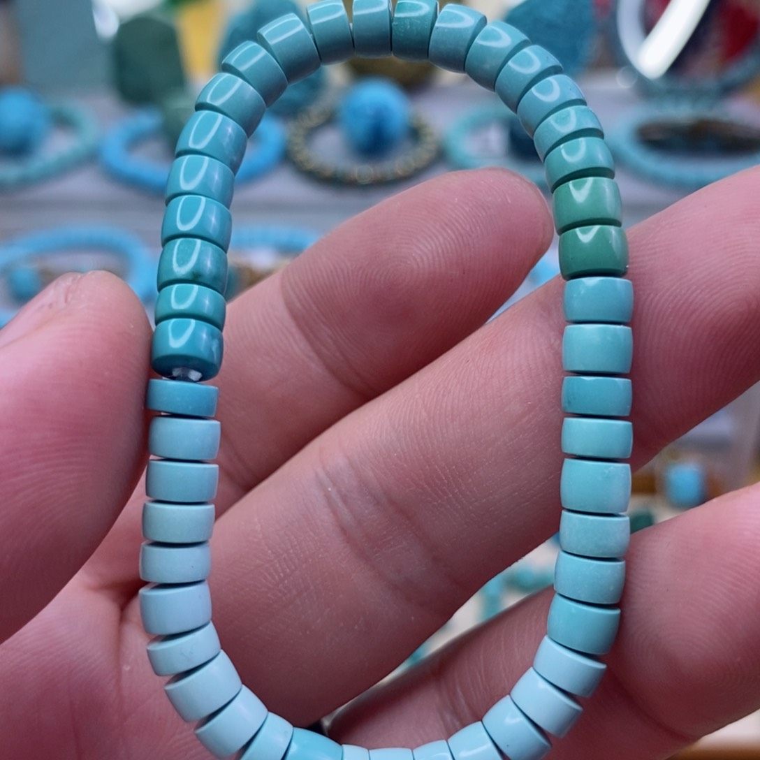 绿松石配饰未镶嵌