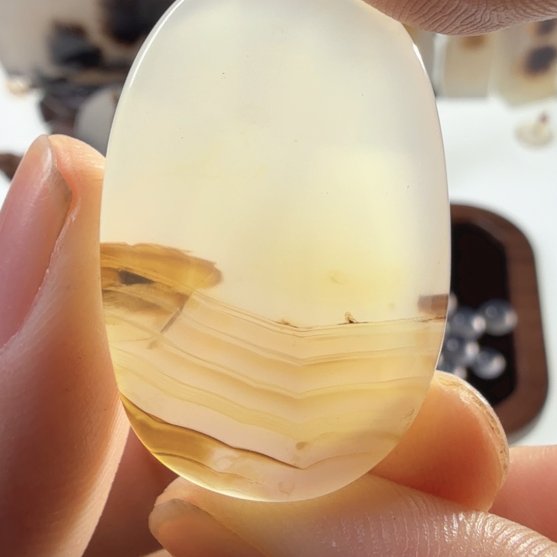 玛瑙/玉髓未镶嵌珠宝半成品