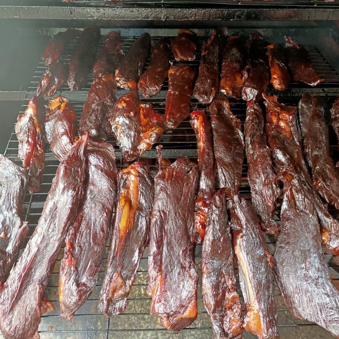 湖南特产农家柴火烟熏腊牛肉新鲜黄牛肉熏制无添加