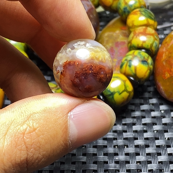 三***哥玛瑙/玉髓未镶嵌颈饰