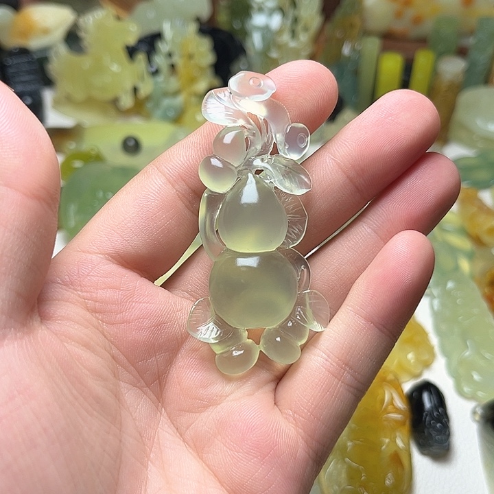 未镶嵌蛇纹石玉颈饰一****8