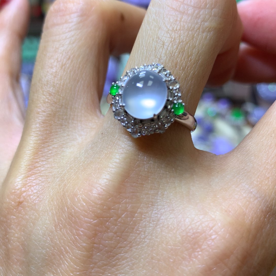 【闪购商品】翡翠颈饰18K金镶嵌翡翠