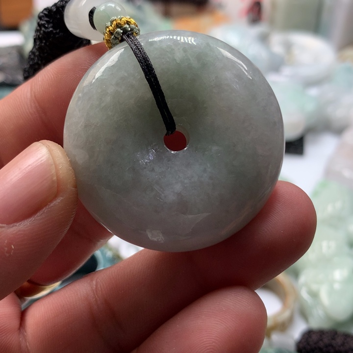 翡翠未镶嵌颈饰保真天然a货翡翠