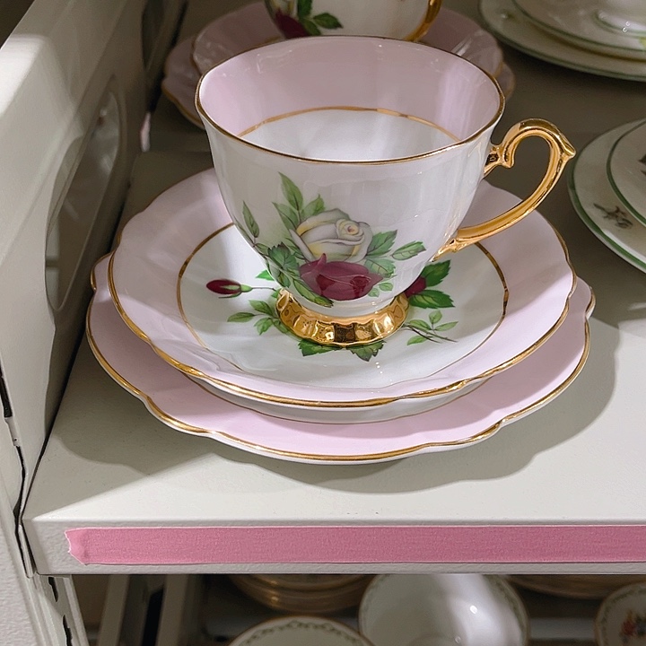 紫砂茶宠温莎一杯两碟轻脱金露白