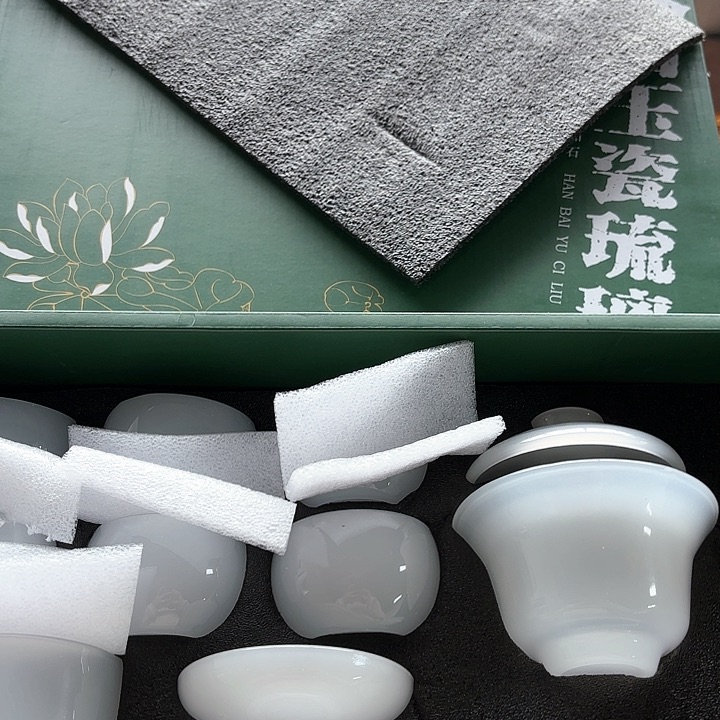 孤品茶具套装等。