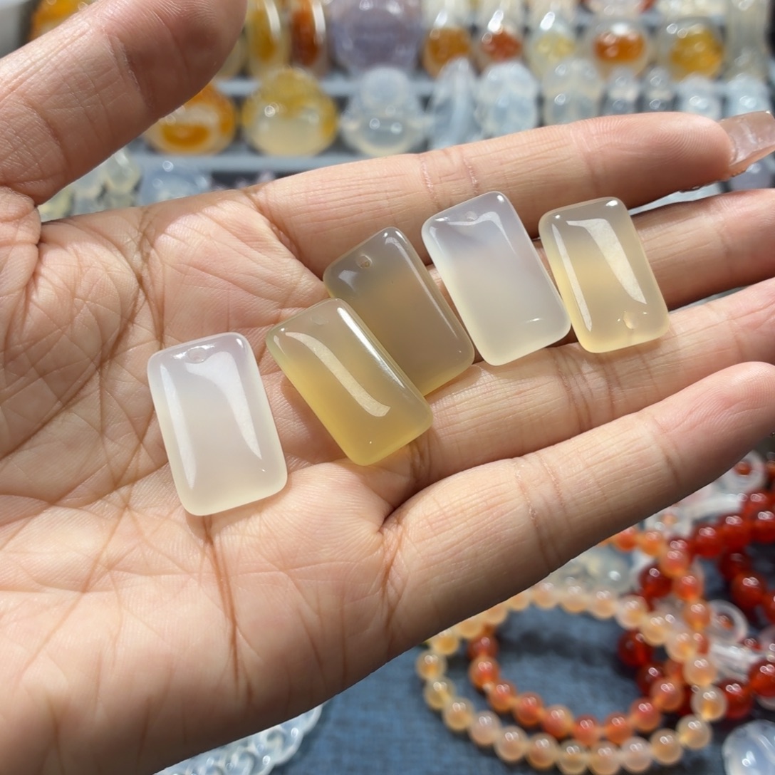 阿***～玛瑙/玉髓未镶嵌吊坠(不含链)