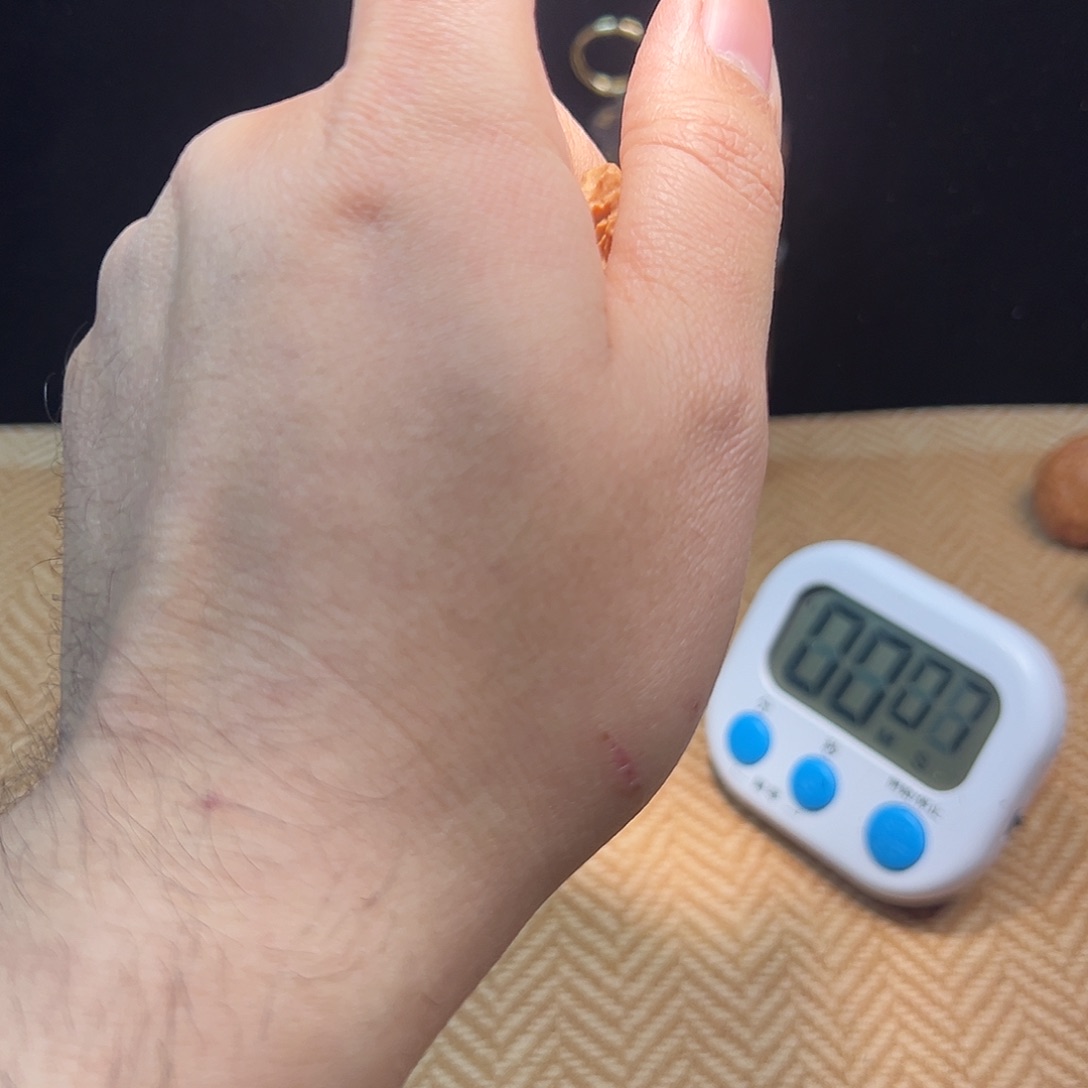 三***水这两句歌词很适合他呀这就是爱情啊