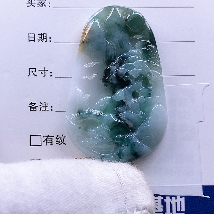 翡翠颈饰未镶嵌牌子